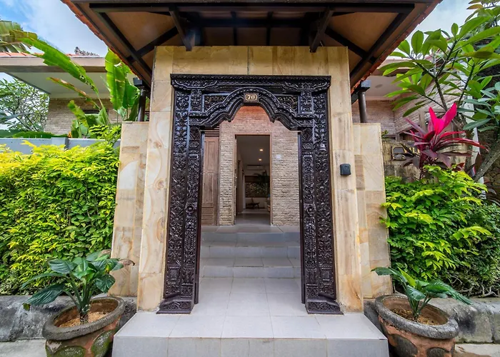 Tropical Senang Villa