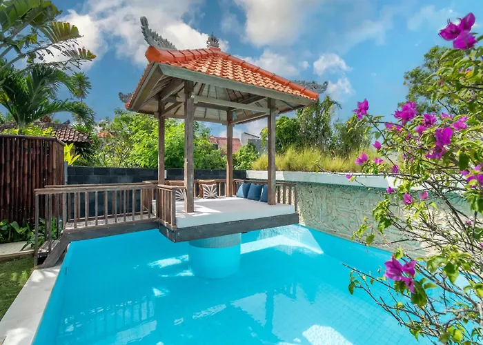 Tropical Senang * Uluwatu