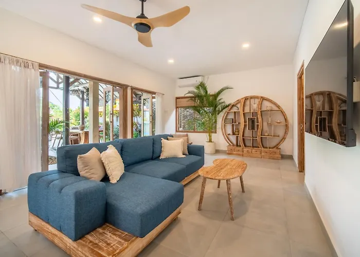 Tropical Senang Uluwatu